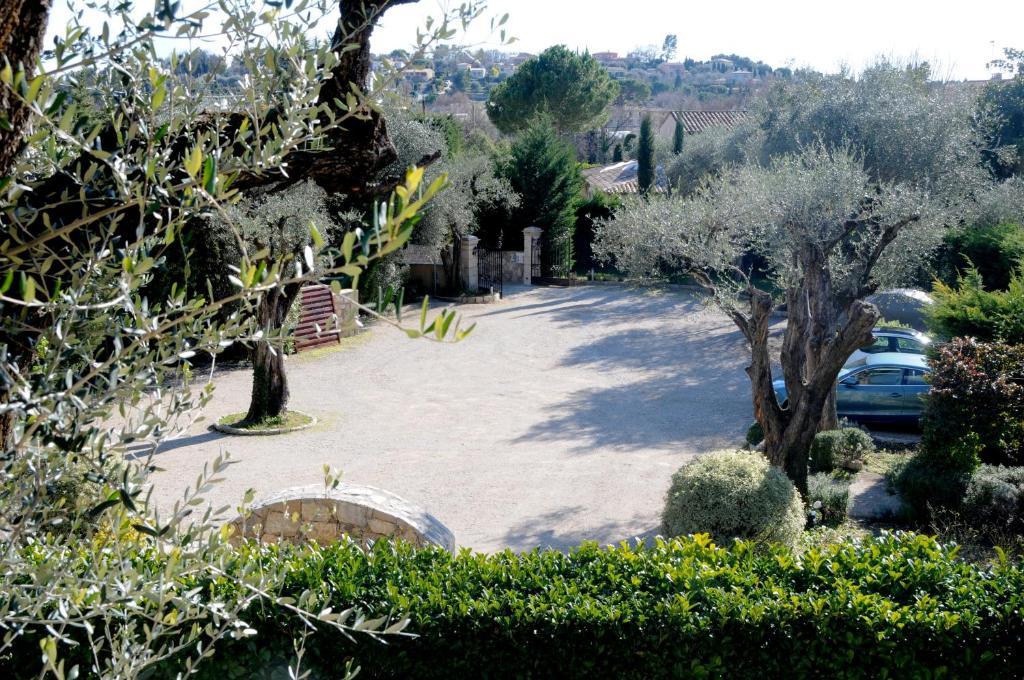 Hotel Du Clos Le Rouret Εξωτερικό φωτογραφία