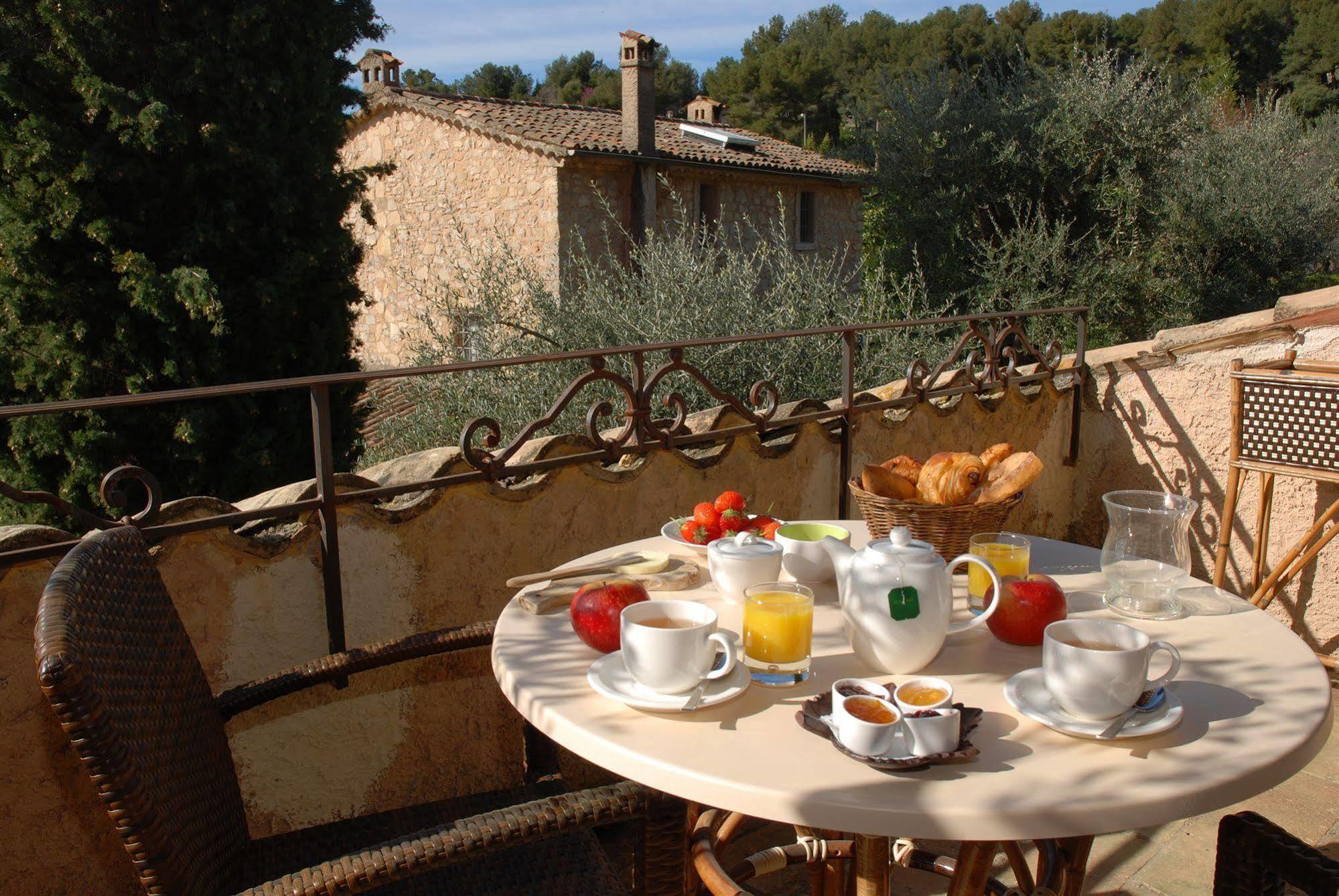 Hotel Du Clos Le Rouret Εξωτερικό φωτογραφία