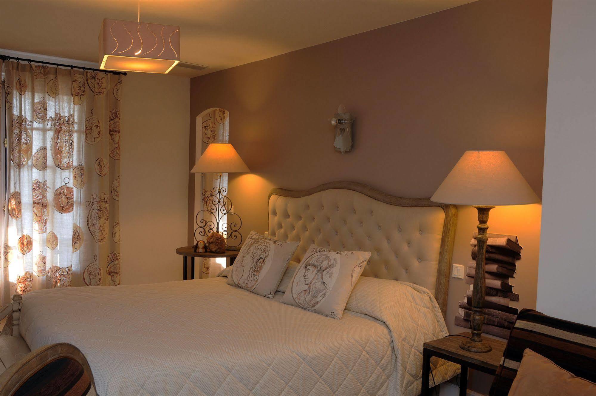 Hotel Du Clos Le Rouret Εξωτερικό φωτογραφία